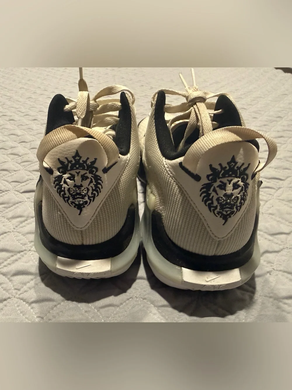 Nike Lebron Witness VII 7 TB White Black Men's Size 8 Shoes DZ3299-100